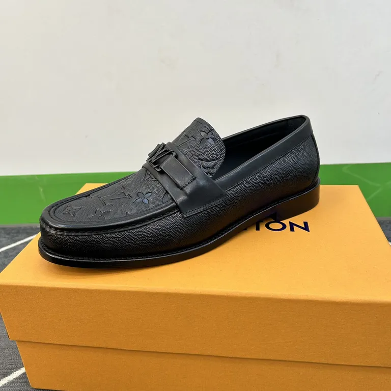 Louis Vuitton Shoe 